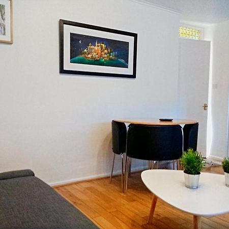 Very Central Location- Free Parking - 2 Bedrooms Belfast Ngoại thất bức ảnh