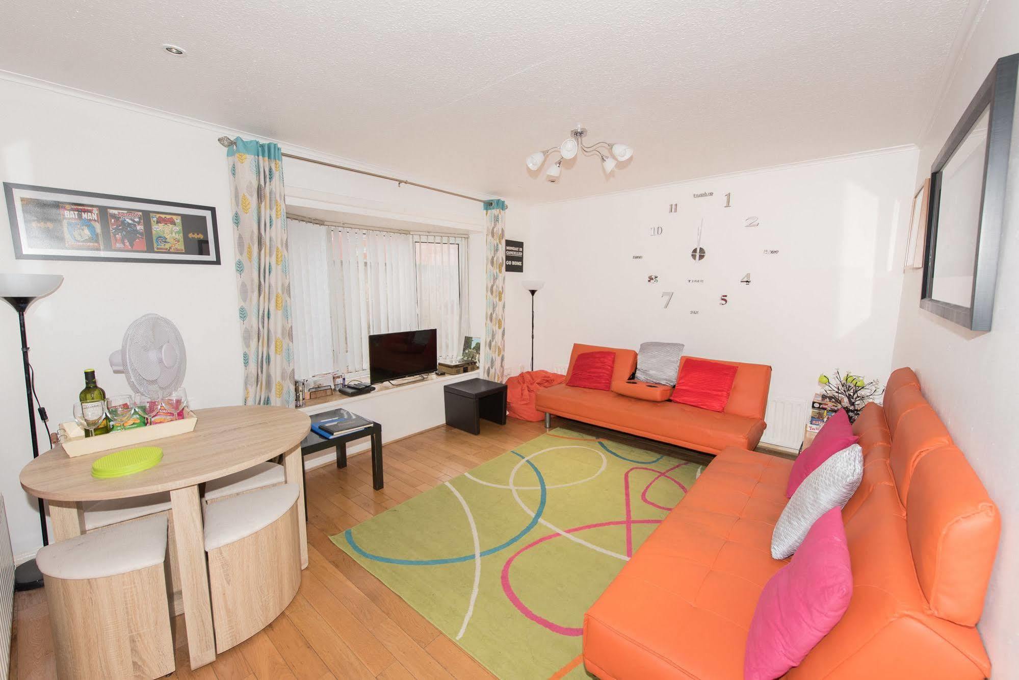 Very Central Location- Free Parking - 2 Bedrooms Belfast Ngoại thất bức ảnh
