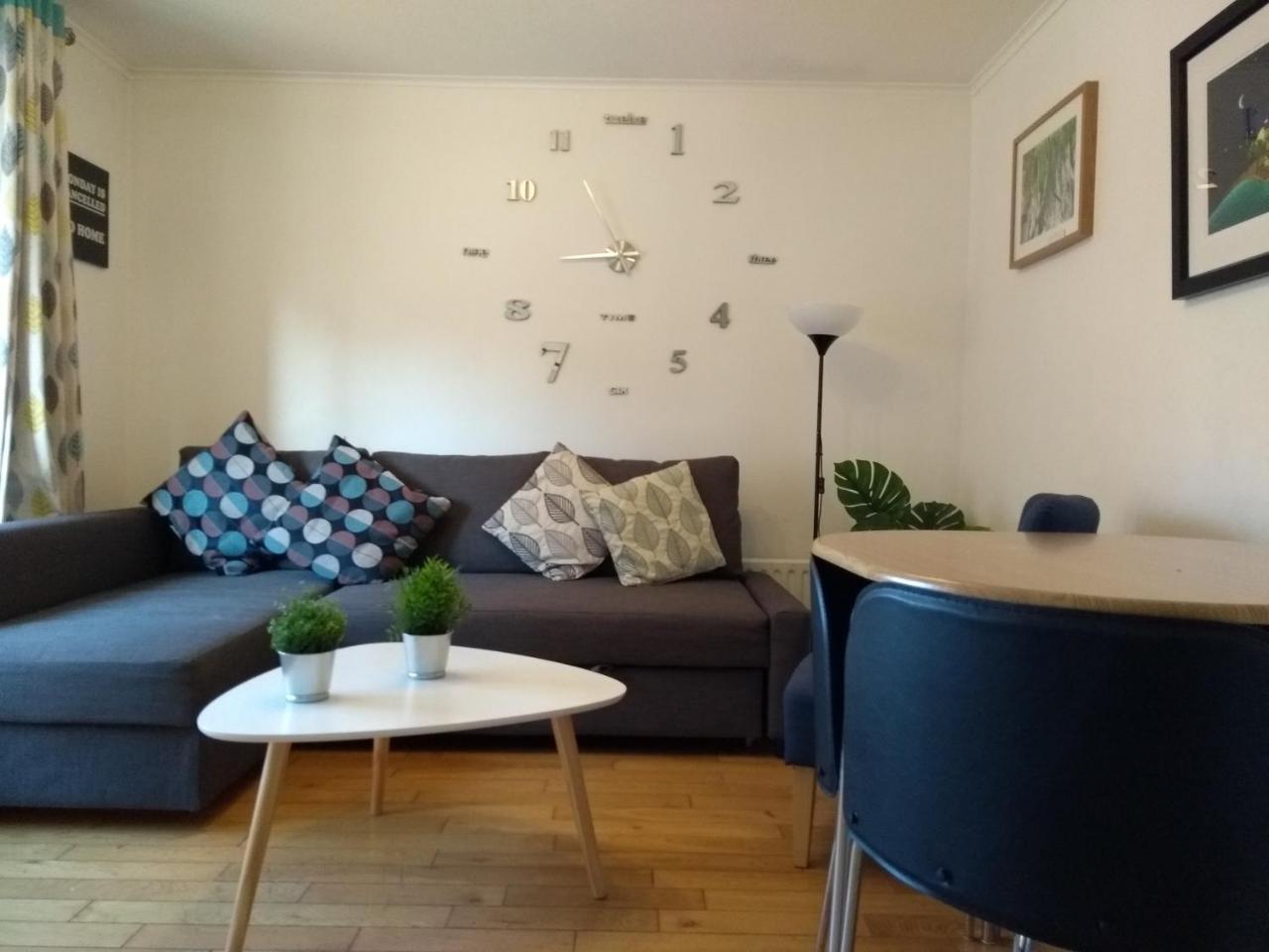 Very Central Location- Free Parking - 2 Bedrooms Belfast Ngoại thất bức ảnh