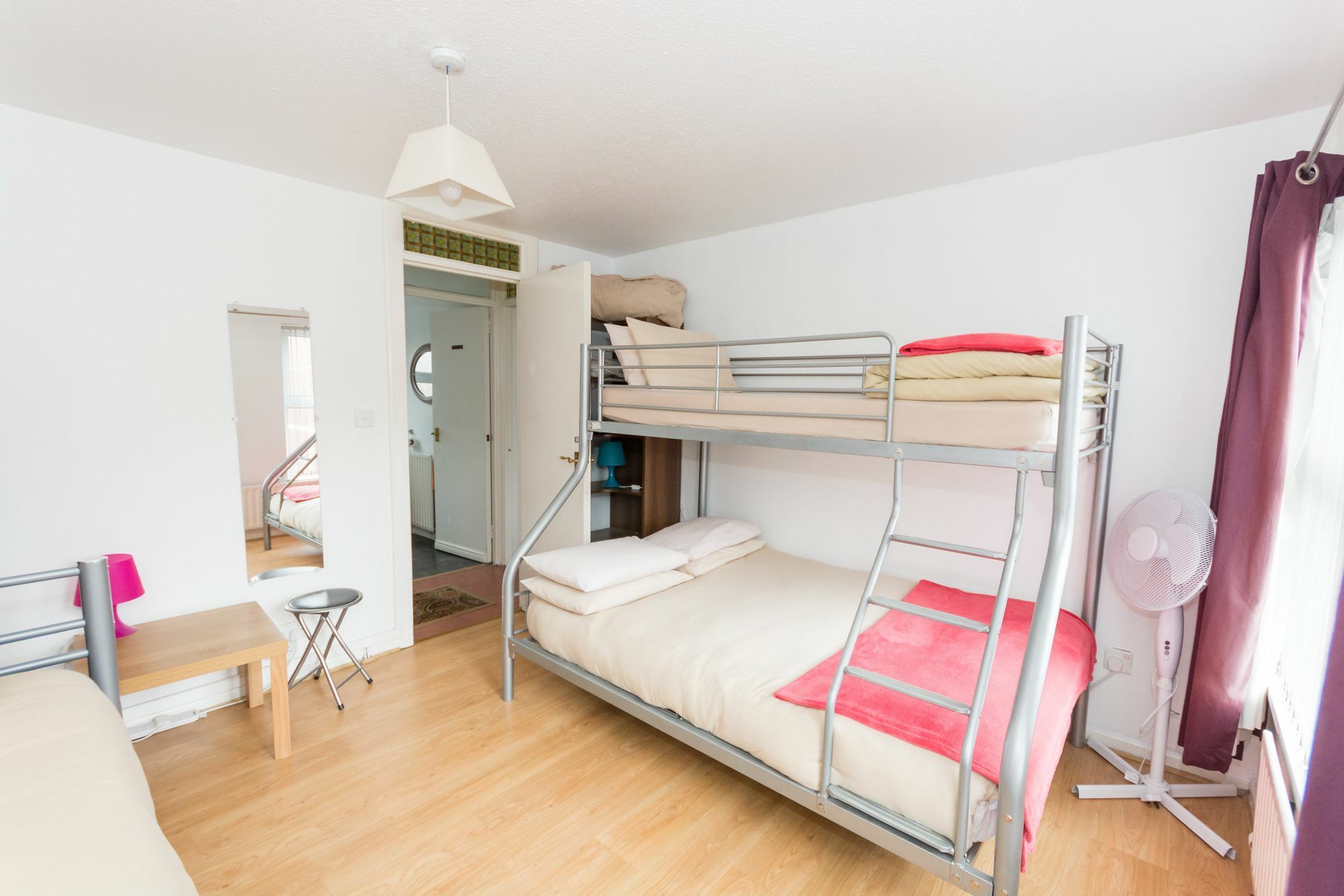 Very Central Location- Free Parking - 2 Bedrooms Belfast Ngoại thất bức ảnh